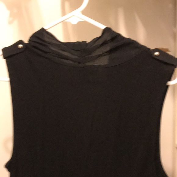 White House Black Market top - Picture 4 of 5